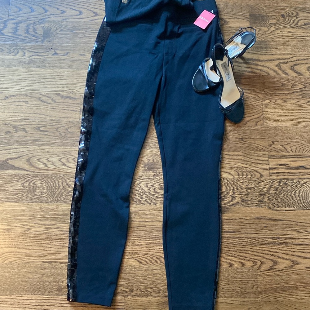 New with tags Spanx ponte skinny pant with sequin trim!